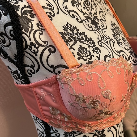 Peachy! - Picture 2 of 4